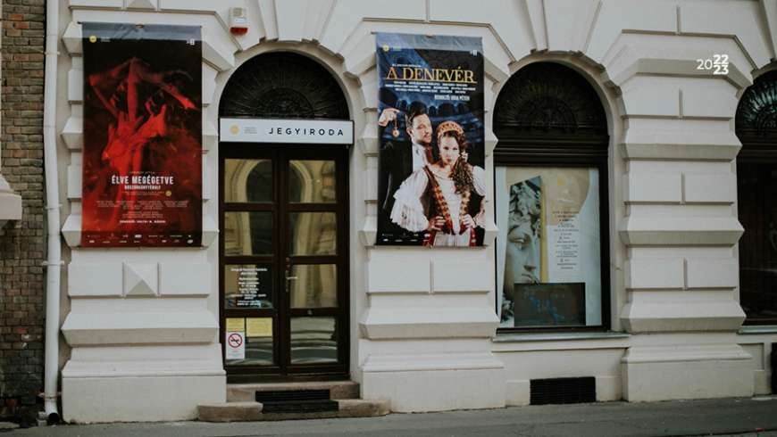 Jegyirodai nyitvatartás