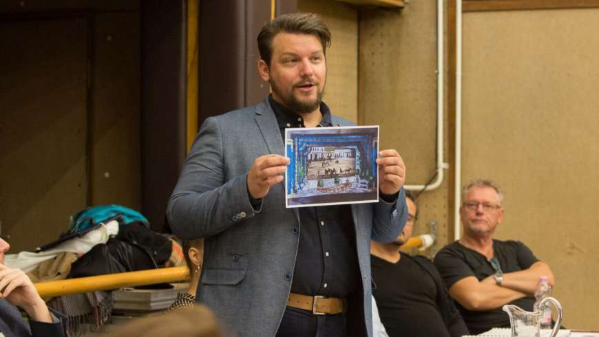 Egy érzelmi hullámvasútra szállunk fel a Mágnás Miskával