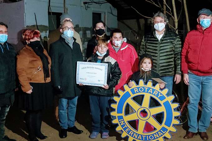 A Rotaryval közösen segítenek a Szegedi Nemzeti Színház művészei