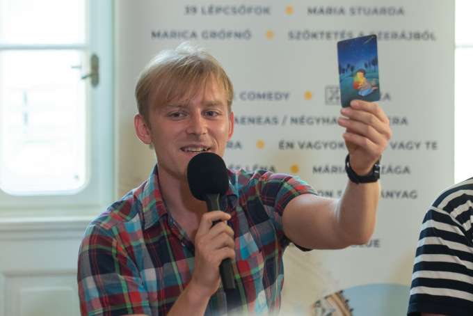 Közeledik A padlás premierje