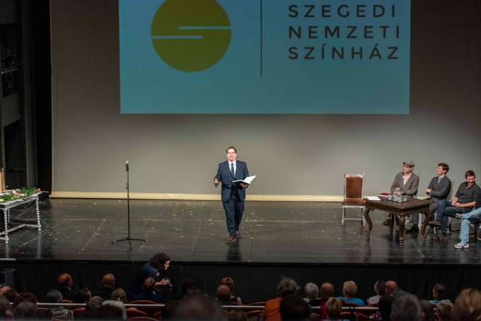 Évadzáró társulati ülés / fotó: Zsiros Aliz